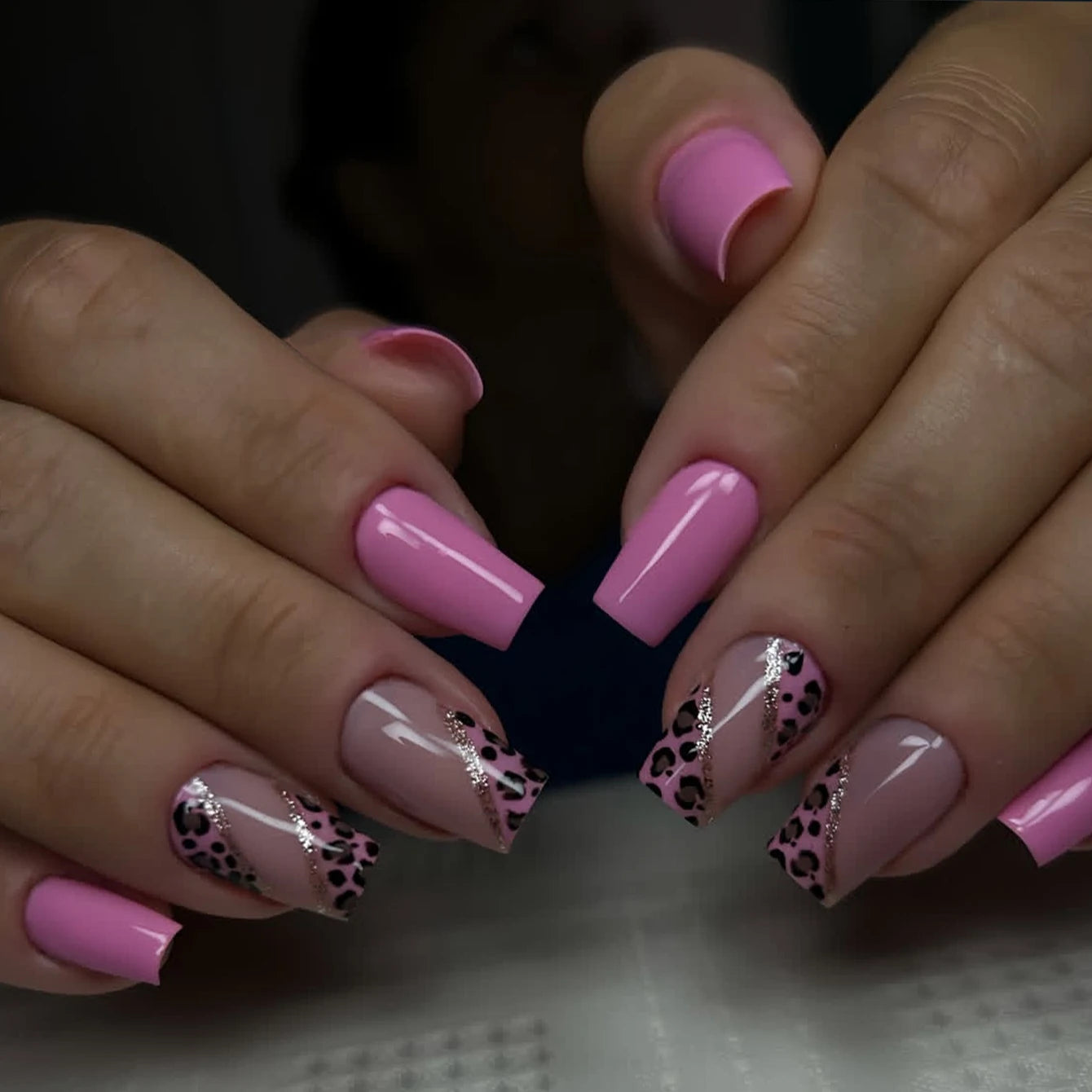 24pcs/set short square