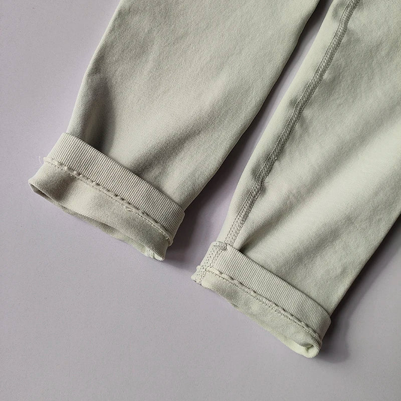 Seamless Hip Lifting