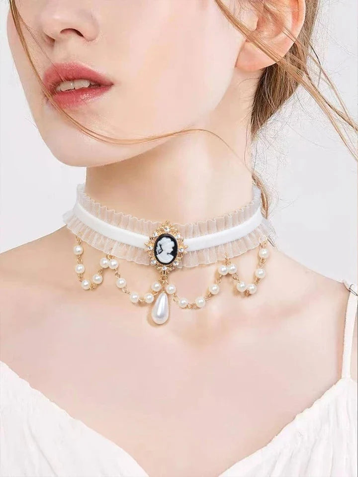 Necklace & Bracelet's