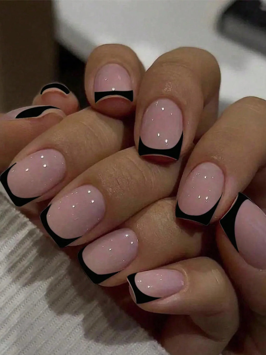 24pcs/set short square